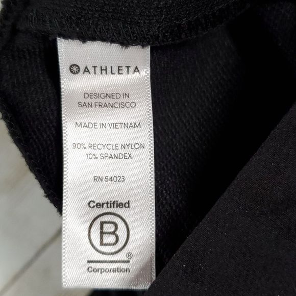 Athleta Wander‎ Slim Crop Split Hem Black Pants High Rise 405534 Women's Size 4 - Picture 6 of 10